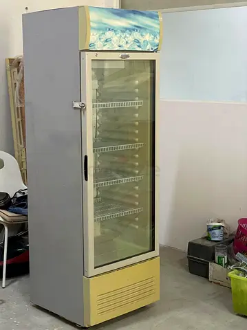 Single-door Glass Display Refrigerator / Cooler - Used, Working