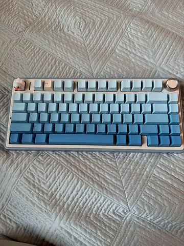 Aula f75 gaming keyboard