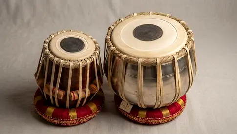 Complete Professional Tabla Set with Bag, Covers & Tuning Hammer - Ur— Good Condition, Ready to Play