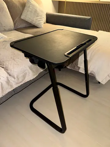 Black folding laptop/TV table with handle