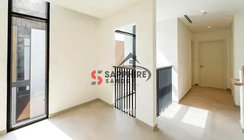 Brand New | Single Row | Large plot | Park Facing