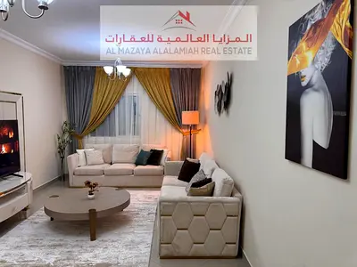 شقة مفروشة غرفتين وصالة وغرفة خدامة وبلكونة باطلالة مفتوحة للإيجار الشهري في التعاون