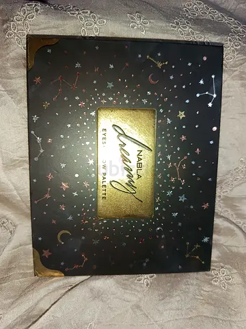 Nabla eyeshadow makeup