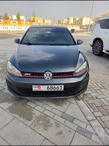 Volkswagen Golf GTI 2015 | GCC Specs | Well Maintained