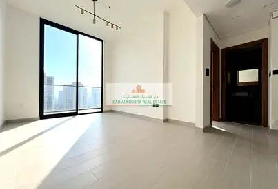 شقة بغرفة نوم واحدة | نيفا ريزيدنسز JVC | إطلالة على وسط المدينة