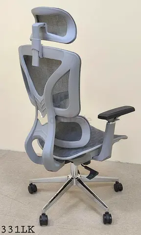 Ergonomic Mesh Office Chair with Headrest — Light Grey,