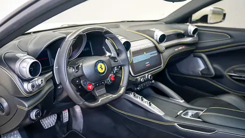 2017 Ferrari GTC4 LUSSO 照片 4