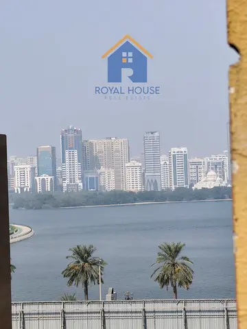 غرفة وصالة للإيجار في المجاز 3 | 37,000 درهم | 4 دفعات | تأمين 5% شيك مصروف | بدون رسوم