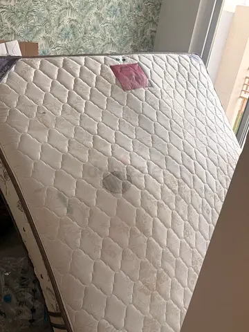 King Size Mattress old but comfy, good condition