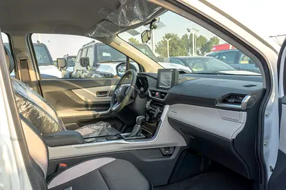 صورة 7 لـ 2025 Toyota VELOZ