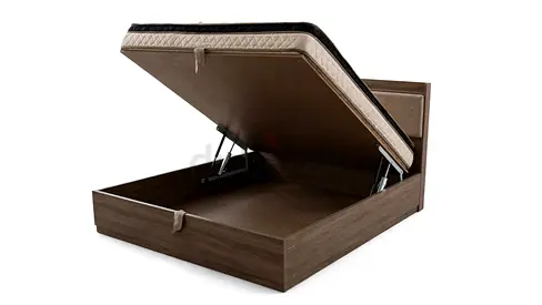 Queen storage bed with hydraulic lift - wood finish