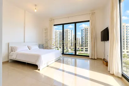 HUGE Studio Layout | Pool View | Top Amenities