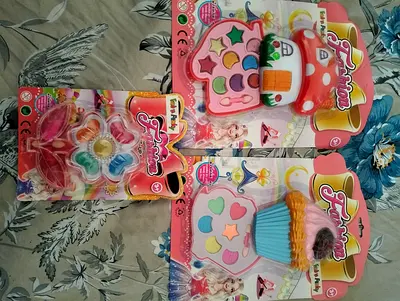 All for 30 AED 3 pieces of different New kids make up Location Al barsha 1