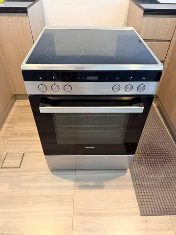 Siemens electric cooker 60x60cm