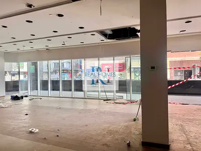 PRIME LOCATION | CORNER RETAIL | ROAD FACING