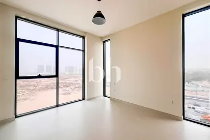 Amazing Amenities | Bright | New | Maids