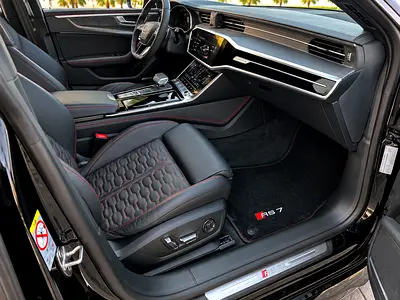 صورة 11 لـ 2022 AUDI RS7