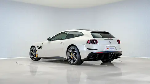 2017 Ferrari GTC4 LUSSO 照片 2