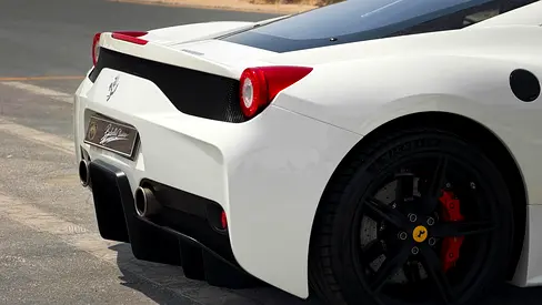 صورة 11 لـ 2014 Ferrari 458 SPECIALE