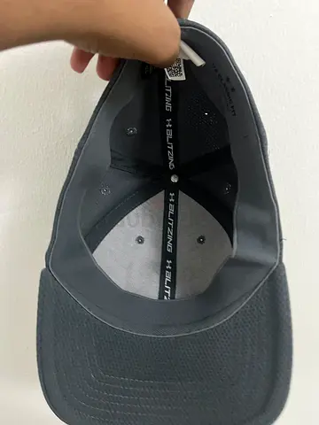 Under Armor Grey Blitzing Baseball Cap - Good Condition