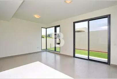 Landscaped Garden | Vacant | Prime Family Location