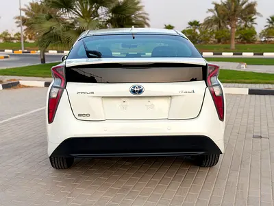 2017 Toyota PRIUS 照片 20