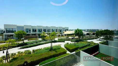 Spacious Townhouse | Park View | Well Maintained