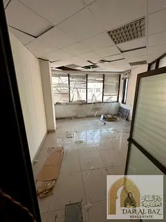 For Annual Rent in Al Majaz 1, Sharjah – Spacious Office with 6 Rooms and Large Reception A well-p