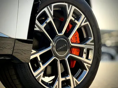 صورة 19 لـ 2025 LYNK & CO 900