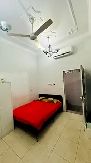 STUDIO ROOM FOR WITH PARKING