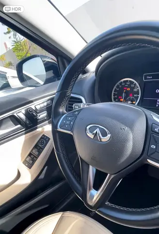2019 Infiniti QX30 照片 9