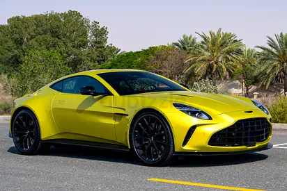 2025 Aston Martin Vantage V8, Aston Martin Warranty+Service Contract+Full Service History, GCC Specs