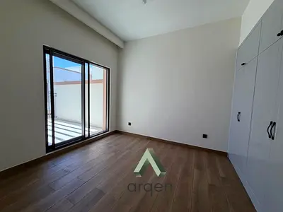 Brand New | Single Row | Ready to Move In