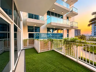 One Bed | Large Balcony | Equipped Kitchen |