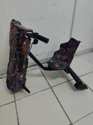 Used Kids Drift Trike / 3-Wheel Swing Scooter - Foldable, Good Condition