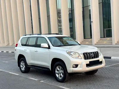 Toyota  prado 2011 GCC Full Service history