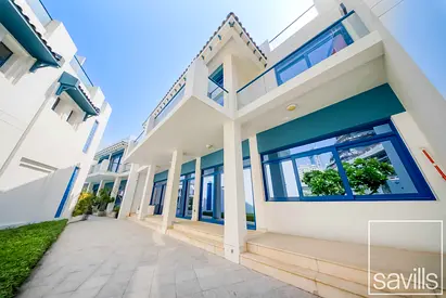Exclusive Townhouse | Fully Furnished | Sea Views