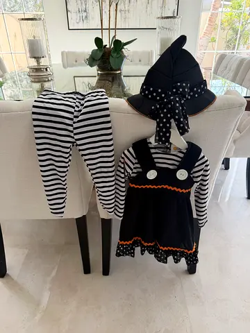 Halloween, witch outfit