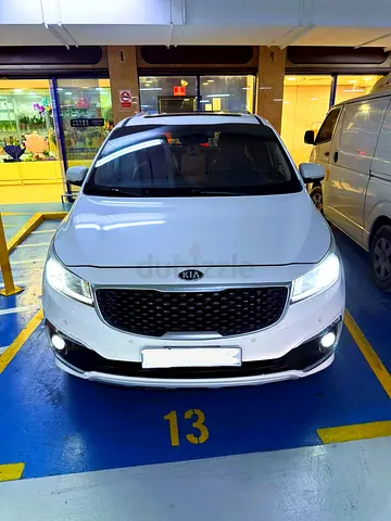 Kia Grand Carnival 2018 EX - GCC Specs - Family Van