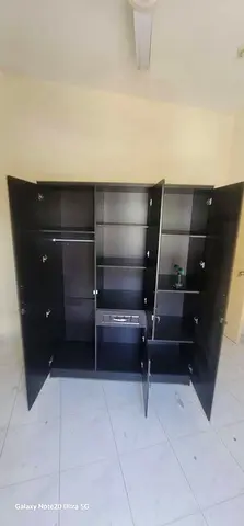 Brand New 3door cabinet good quality