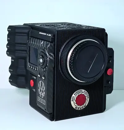 RED Raven 4.5K Cinema Camera Kit (DSMC2) – 129 Hours