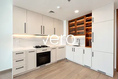 Brand New | Mortgage Eligible | Middle Floor