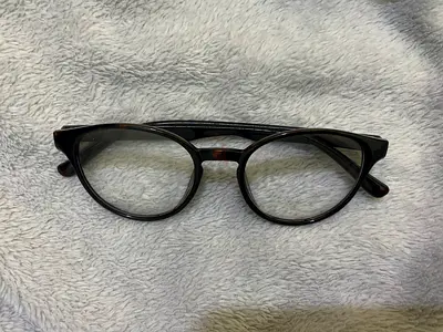 Black round-frame eyeglasses - pre-owned