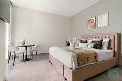 Luxe Brand-New Studio | Pool & Gym | Special Rate