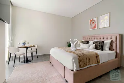 Luxe Brand-New Studio | Pool & Gym | Special Rate