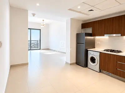 SPACIOUS | BRIGHT AND AIRY | PRIME AREA