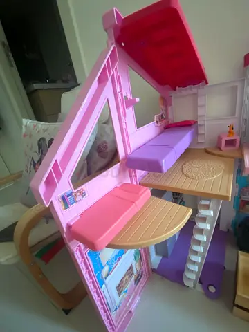 Foldable Pink Barbie Dollhouse Playset with Beds and Stairs