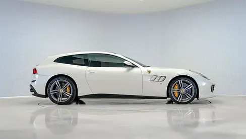 2017 Ferrari GTC4 LUSSO 照片 3