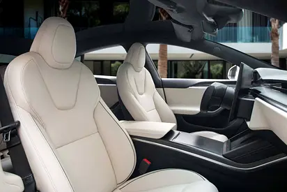 2023 Tesla MODEL S photo 10
