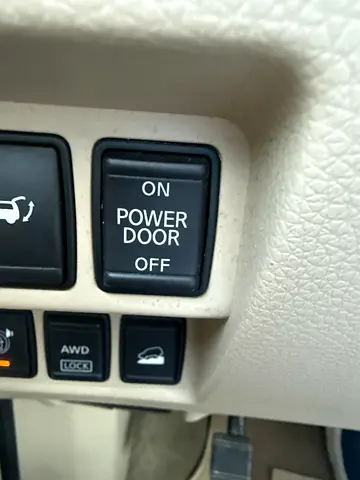 2015 Nissan ROGUE 照片 10